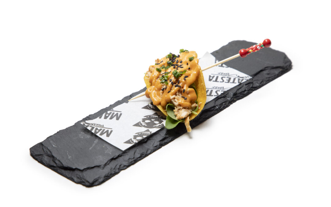 HỒ CHÍ MINH MUÔN NĂM